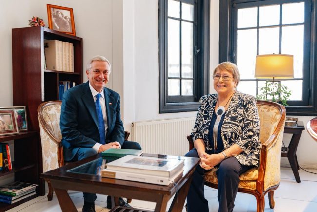 Presidente Kast recibe en La Moneda a Michelle Bachelet en medio de incertidumbre por respaldo a su candidatura a la ONU
