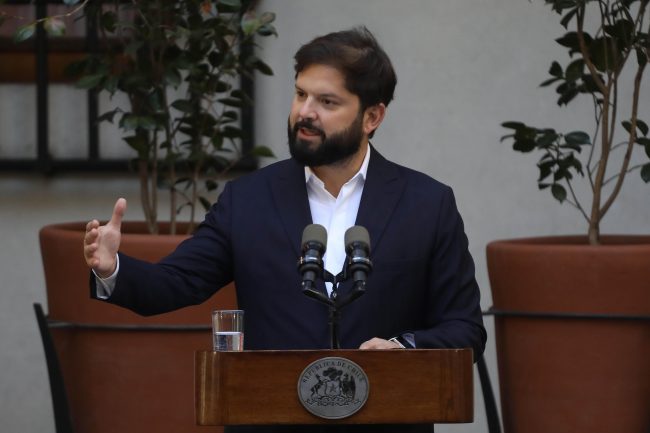 Boric realiza su última actividad en terreno en Maipú y destaca agenda de seguridad de su gobierno