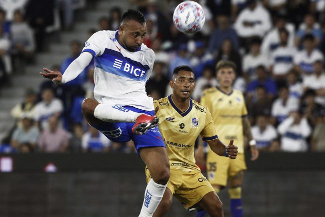 "Algo pasa con las divisiones menores": Coke Hevia por el nivel de los laterales en Universidad Católica