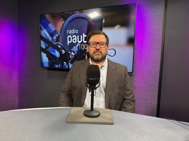 Expresidente CFA: "Tenemos que ahorrar antes de hablar de una reforma tributaria"