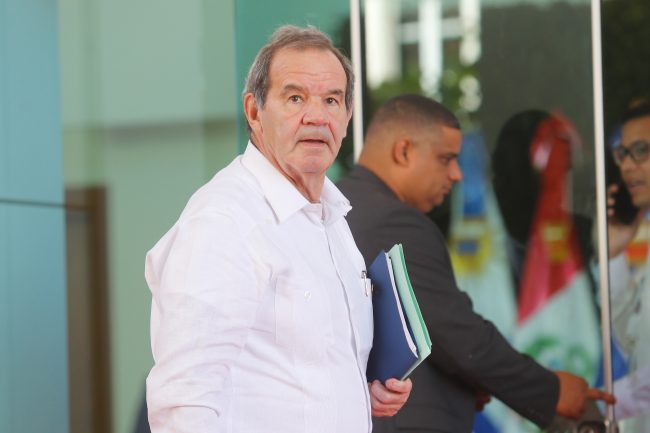 Andrés Allamand deja Renovación Nacional tras casi cuatro décadas de militancia