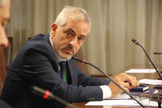 Exdirector de Migraciones: "Es un error instalar que se van a expulsar 300 mil personas; esa expectativa no es real"