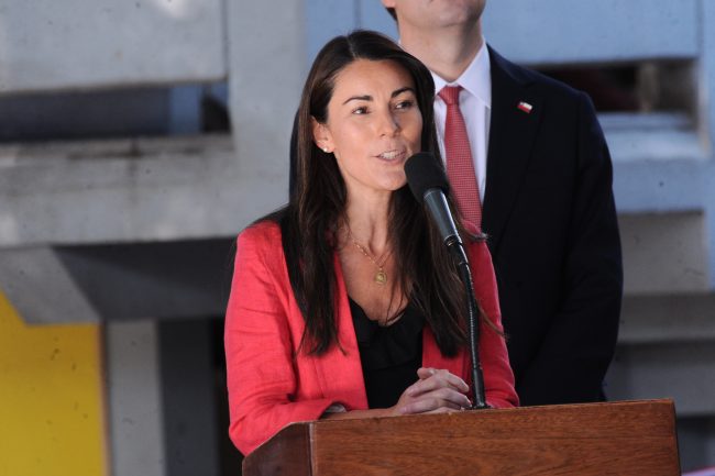 Ministra Arzola por ley de violencia escolar: “hay parlamentarios que tendrían esa intención” de extenderla a universidades