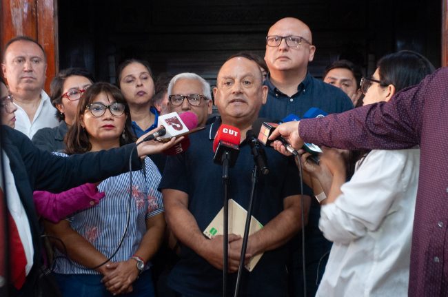 Presidente de la CUT por negociación del salario mínimo: “Es inconcebible que trabajadores con contrato y jornada completa estén bajo la línea de la pobreza”