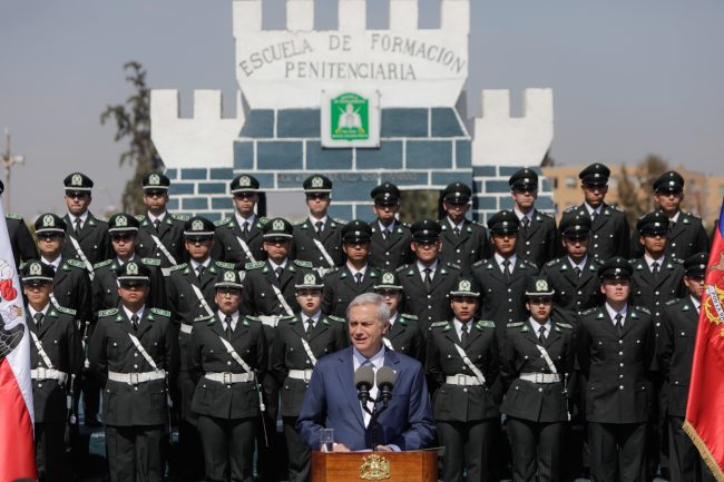 Gendarmería pasa a Fuerzas de Orden y Seguridad: Gobierno redefine estructura de seguridad penitenciaria