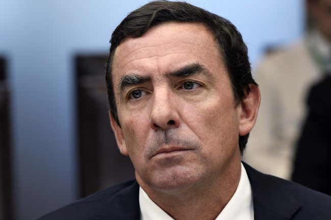 Gobierno prepara ley para responsabilizar a padres por conductas de sus hijos