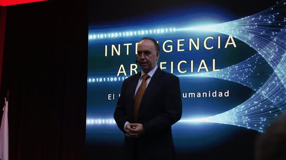 Sergio Somerville y los riesgos de la IA: advierte una creciente pérdida de control humano sobre estos sistemas