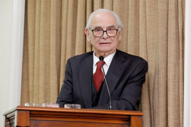 Otto Dörr advierte crisis de identidad en jóvenes por violencia: "Las instancias que la generan se han ido cuestionando"