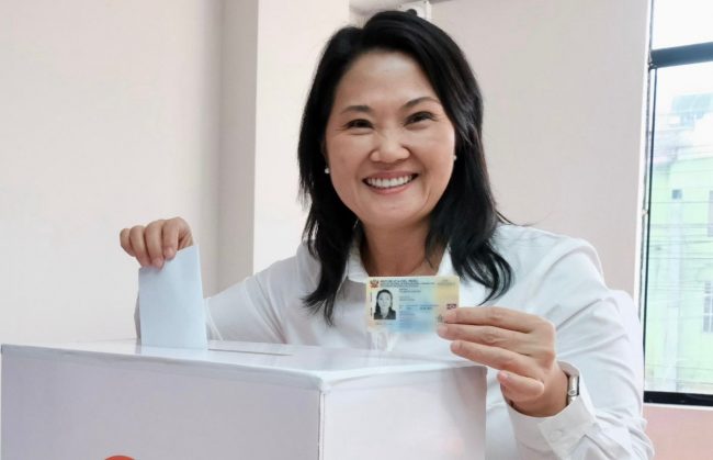Elecciones presidenciales en Perú: Fujimori lidera las encuestas y cuatro candidatos aparecen empatados en el segundo lugar