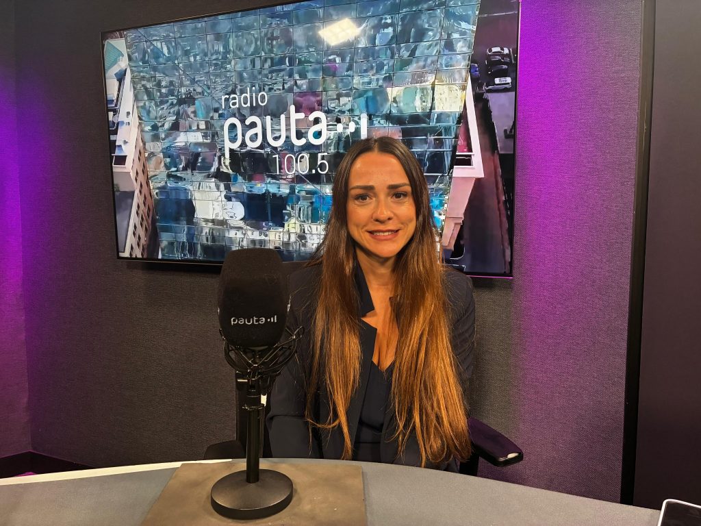 Guerra en Irán presiona la economía: Florencia Stefani (LarrainVial) advierte crecimiento cercano al 3% con sesgo a la baja