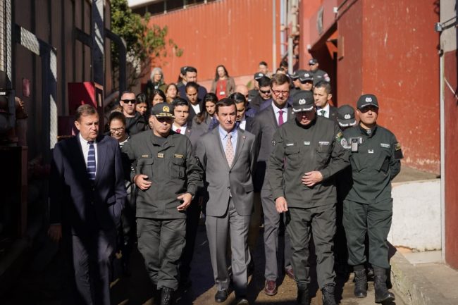 Ministro Rabat inspecciona cárcel de Valparaíso y destaca avances en tecnología de vigilancia y reinserción
