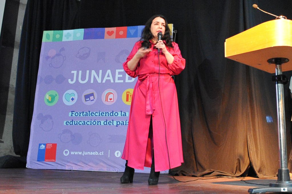 Junaeb acudirá a Fiscalía por presuntas irregularidades superiores a $14 mil millones detectadas tras auditoría