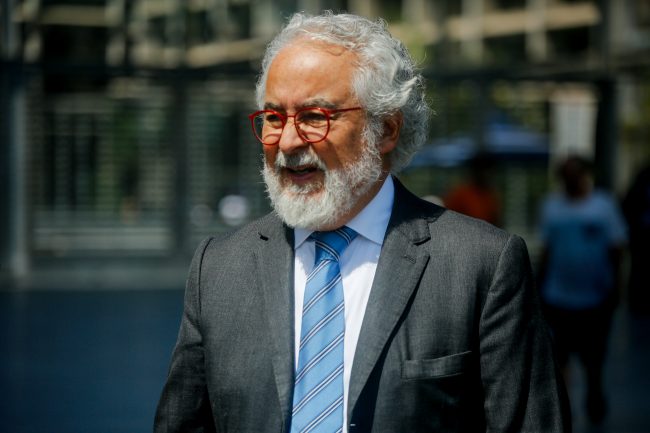 Reformalizan a Luis Hermosilla por delitos tributarios y cifran perjuicio fiscal en hasta $800 millones