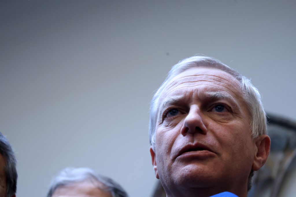 Presidente Kast defiende uso de decretos si megarreforma no avanza y entrega respaldo total a Steinert