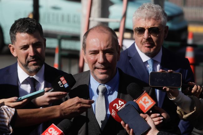 Ministro de Grange por tren rápido a Valparaíso: "El gobierno anterior hizo anuncios, pero sin ningún estudio, solamente un croquis"