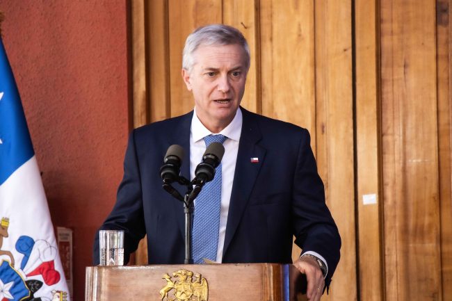 Aprobación del Presidente Kast cae a su nivel más bajo desde el inicio del mandato, según Cadem
