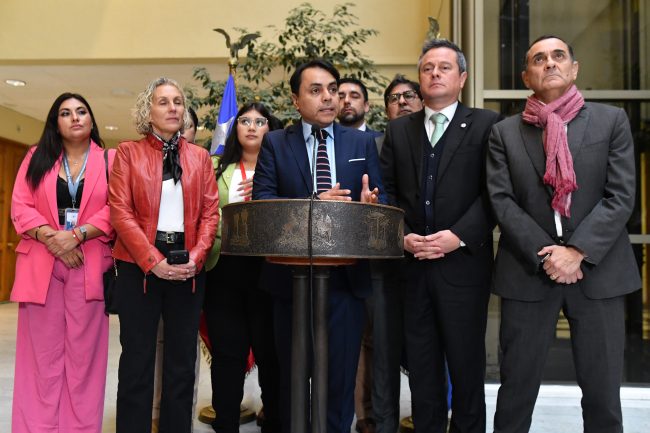 DC confirma rechazo a la idea de legislar y endurece postura frente al Gobierno