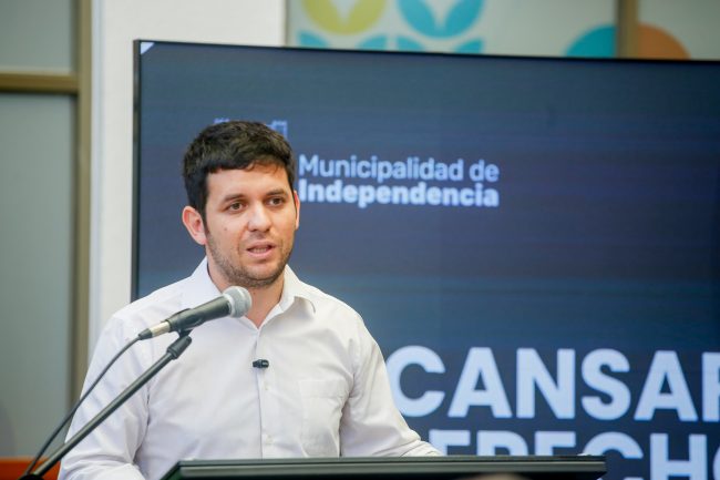 Alcalde de Independencia propone servicio militar para jóvenes infractores: "Los sistemas para reinsertar a los jóvenes no están funcionando"
