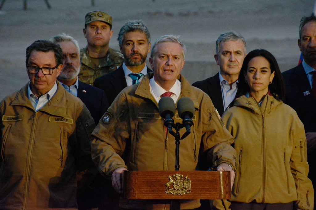 Gobierno impulsa reforma para ampliar hasta 180 días la retención de migrantes con orden de expulsión