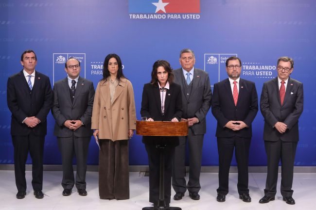 Kast tras cita de emergencia por menores haitianos: “La protección de los niños está por sobre cualquier consideración política”