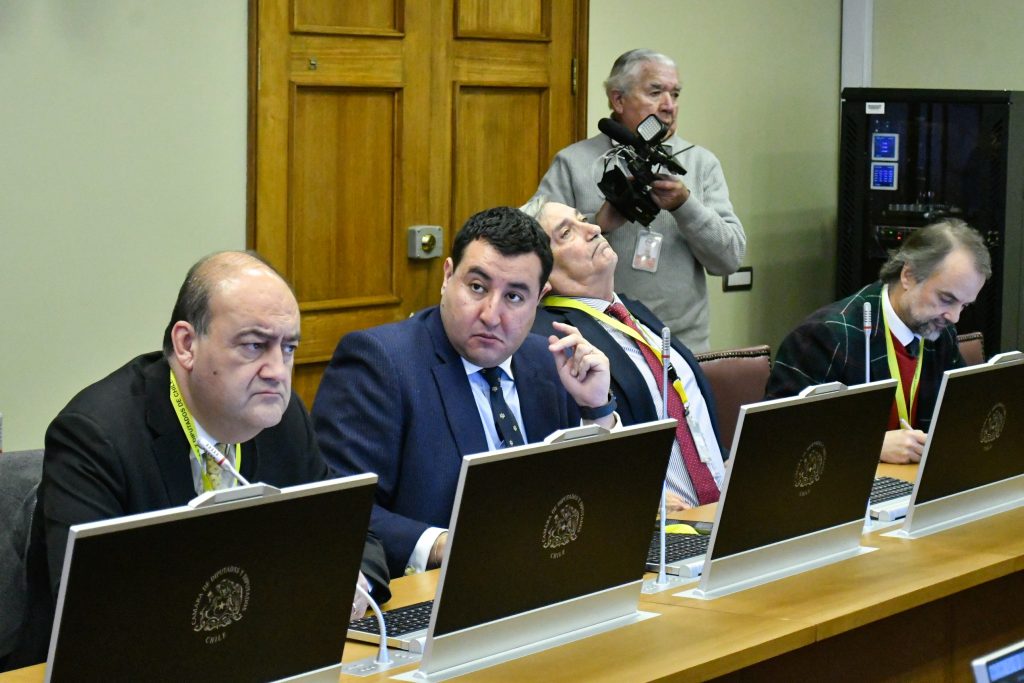Comisión revisora de la Cámara recomienda rechazar acusación constitucional contra Nicolás Grau
