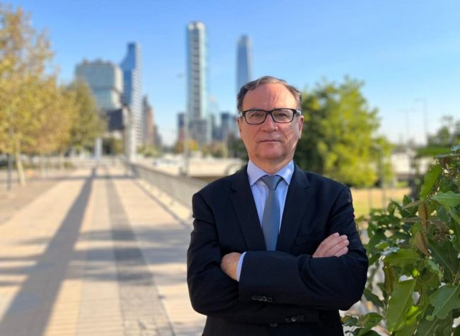 Francia proyecta US$5.000 millones en inversiones en Chile durante los próximos tres años
