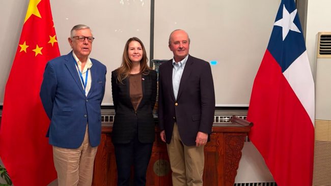 Subsecretario de RR.EE. inicia gira a China para fortalecer la relación bilateral