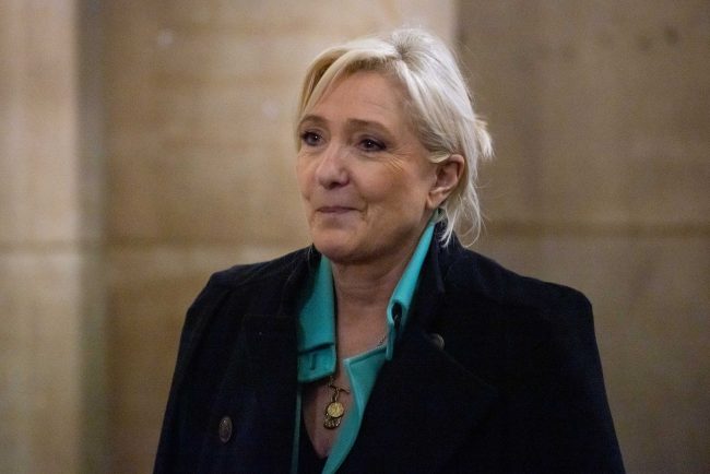 Marine Le Pen despeja las dudas y confirma que competirá por la presidencia de Francia en 2027