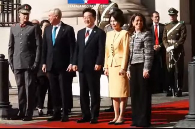 Presidente de Corea del Sur inicia visita oficial a Chile para fortalecer cooperación en comercio, minería y seguridad