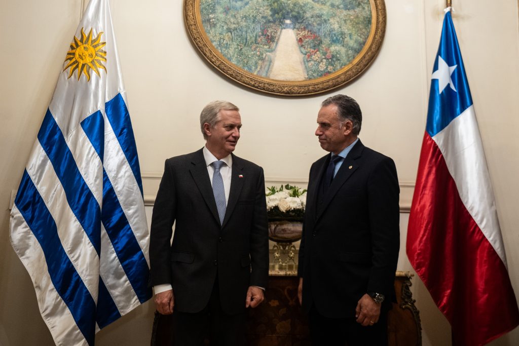 Presidentes Kast y Orsi refuerzan alianza entre Chile y Uruguay con foco en seguridad, comercio e integración regional