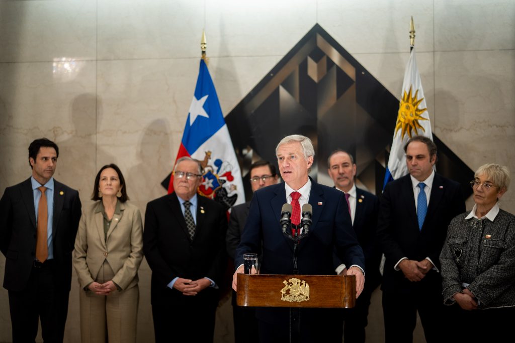 Presidente Kast cierra gira por Uruguay y abre la puerta a una futura coalición oficialista
