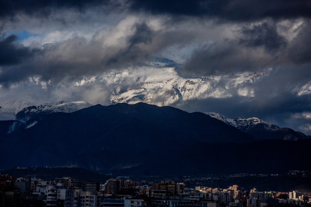 DMC anticipa el regreso de la lluvia a Santiago: se esperan precipitaciones para este miércoles