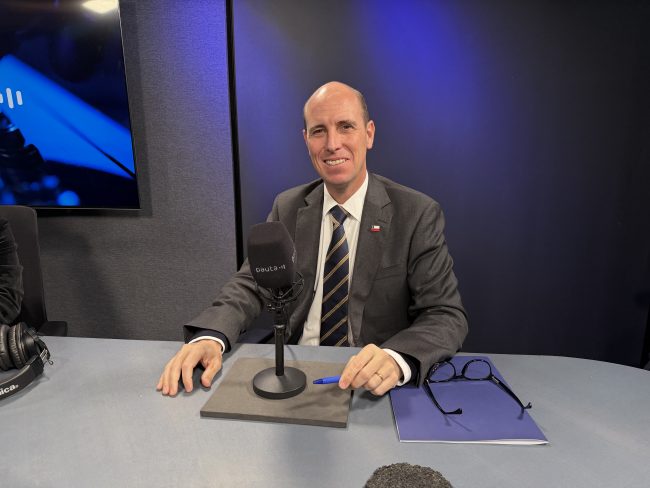 Ministro Arrau defiende avance de las RUF: “Lo que no queremos es ver más militares o uniformados presos por cumplir su deber”