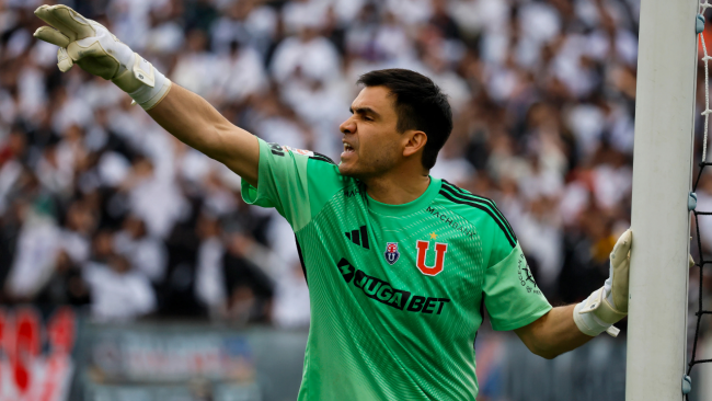 Gabriel Castellón en duda para el domingo: los números de Toselli en el arco de la U
