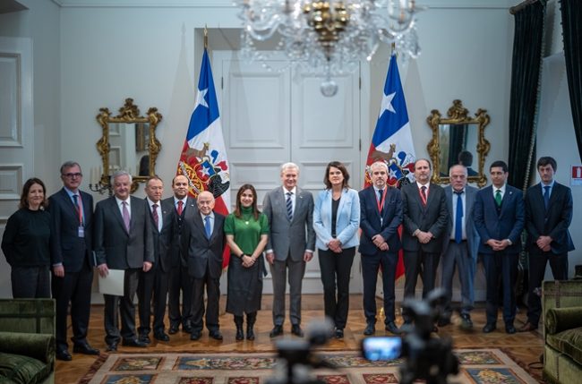 Presidente Kast presenta comisión que revisará número de ministerios y propondrá una nueva estructura del Estado