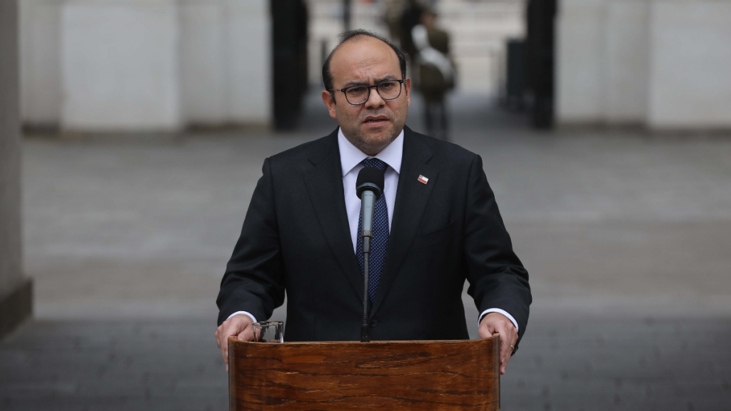 Gobierno descarta feriado del 17 de septiembre y suspensión de la Ley Karin