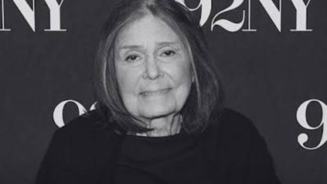 Muere Gloria Steinem a los 92 años: quién fue la periodista que se convirtió en un ícono mundial del feminismo
