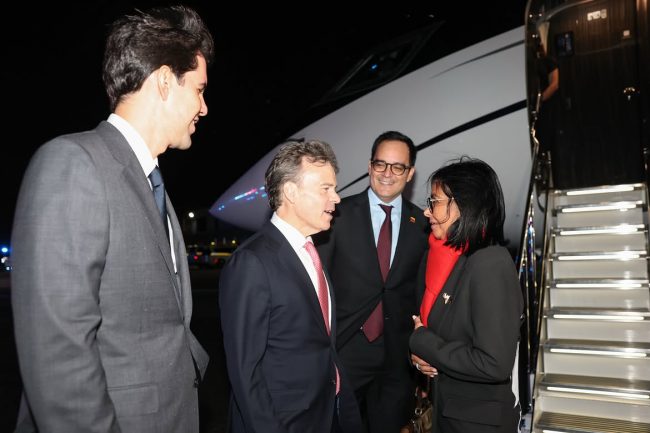 Delcy Rodríguez llega a Nueva York y aborda con Guterres el camino hacia una “democracia plena” en Venezuela