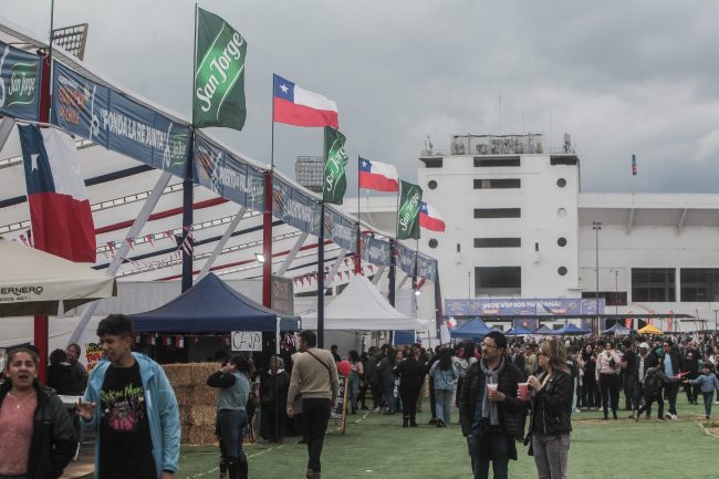 Fonda en Vitacura: Fiestas Patrias 2026, fechas, precios y artistas