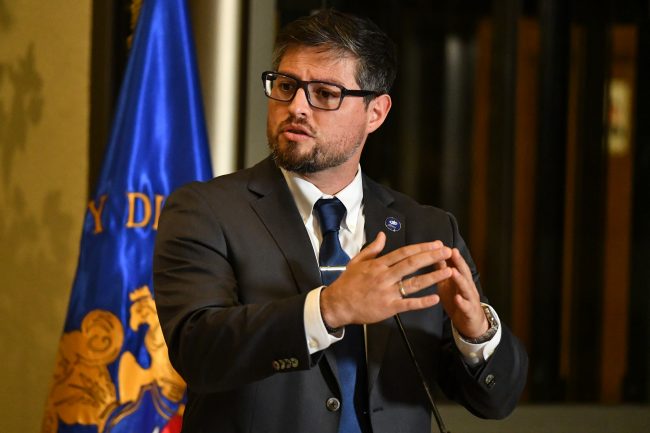 Valenzuela por financiamiento de Sala Cuna Universal: “El seguro de cesantía desde nuestra óptica no se toca”