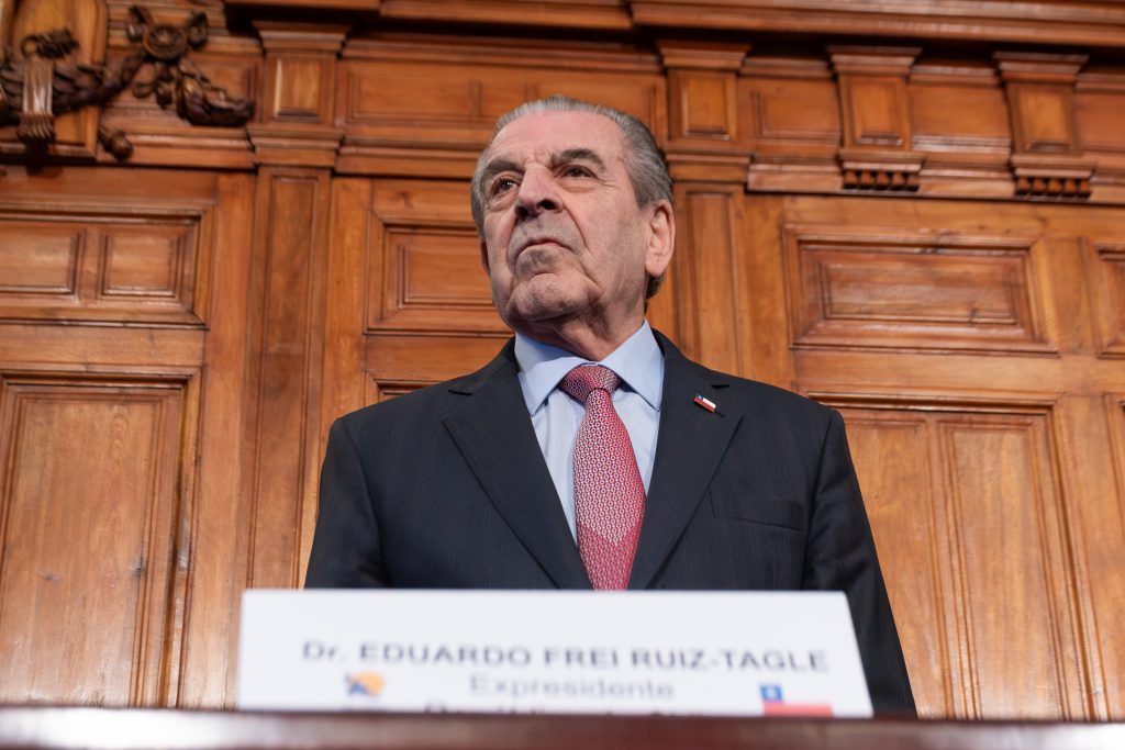 Frei cuestiona el origen del estallido social y revela advertencia de Duque a Piñera seis meses antes del 18-O
