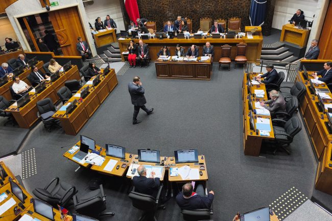 Senado retoma este martes votación de Sala Cuna Universal bajo presión de organizaciones y críticas de trabajadoras