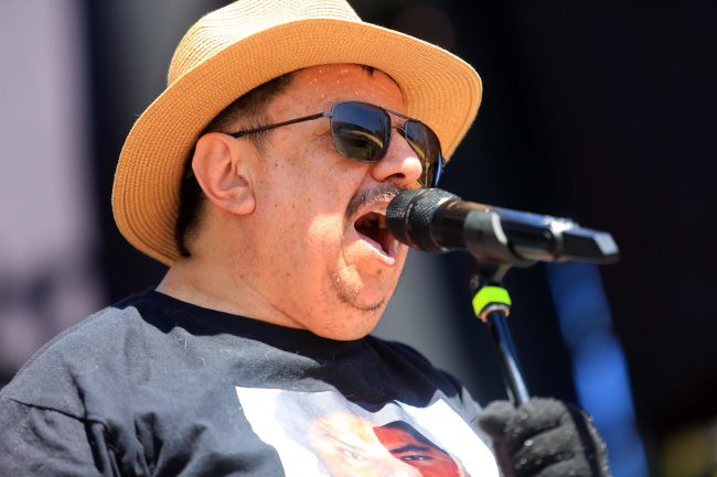 Mauricio Redolés y los 30 años de “¿Quién mató a Gaete?”: el disco que retrató las contradicciones de la transición chilena