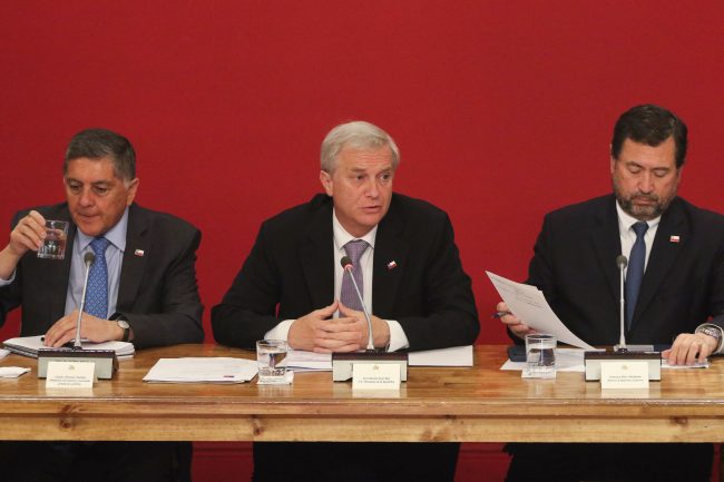 Kast posterga definición sobre coalición anticárteles de Trump y envía a Pavez a cumbre