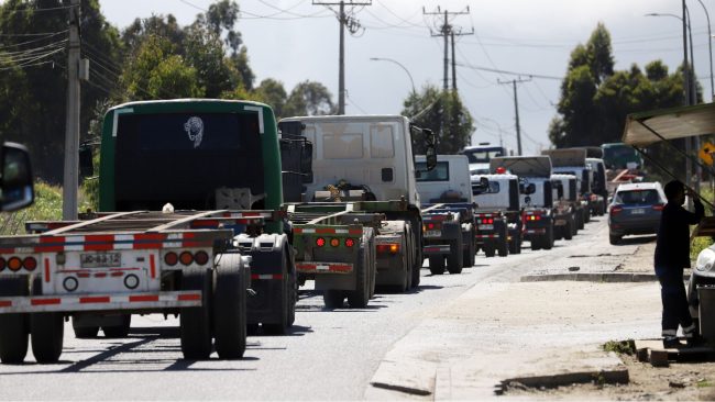 Paro de camioneros en San Antonio amenaza con extenderse a otras zonas del país
