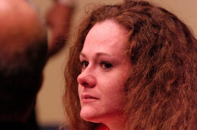 Christa Pike está consciente y hablando tras sobrevivir a fallida ejecución en Tennessee
