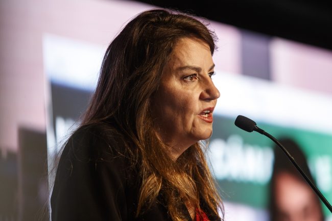 Cámara de Comercio de Santiago anuncia Cotizap: aplicación permitirá aportar a la seguridad social de trabajadores independientes