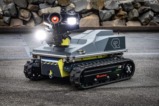 Llega a Chile robot para apoyar a Bomberos en incendios y rescates de alto riesgo
