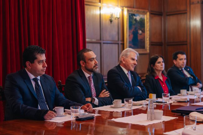 Socialismo Democrático desconoce representación de Araya en negociación por reforma de seguridad