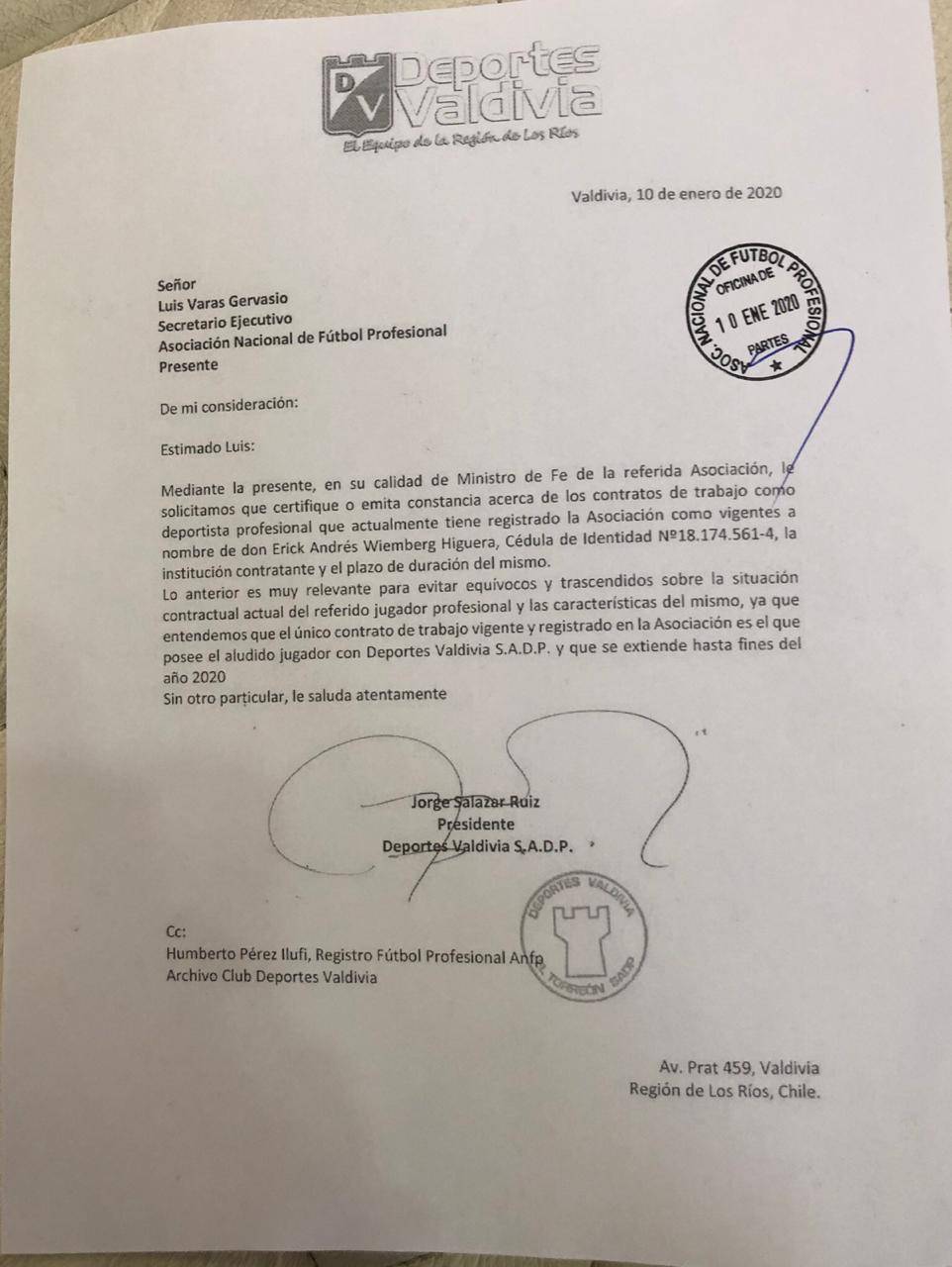 Deportes Valdivia pide a la ANFP aclarar situación contractual de Erick Wiemberg